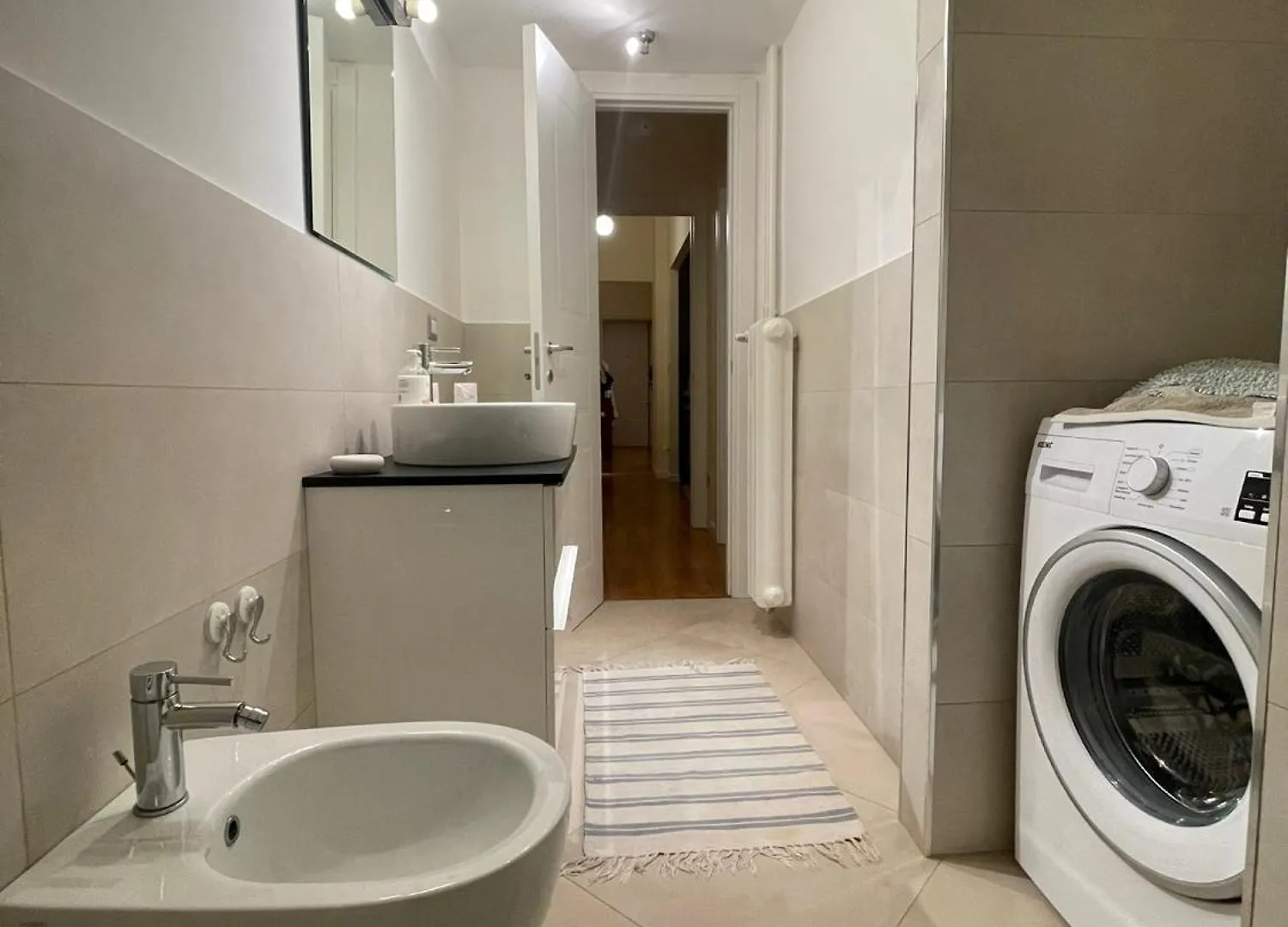 Easy Room Italy Balcony Grand Apartments Μιλάνο 0*,  Ιταλία