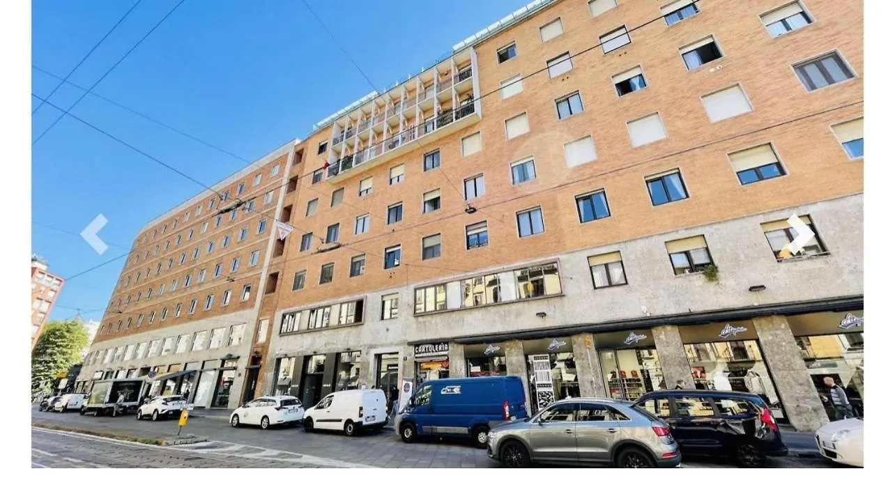 Easy Room Italy Balcony Grand Apartments Milano Italia